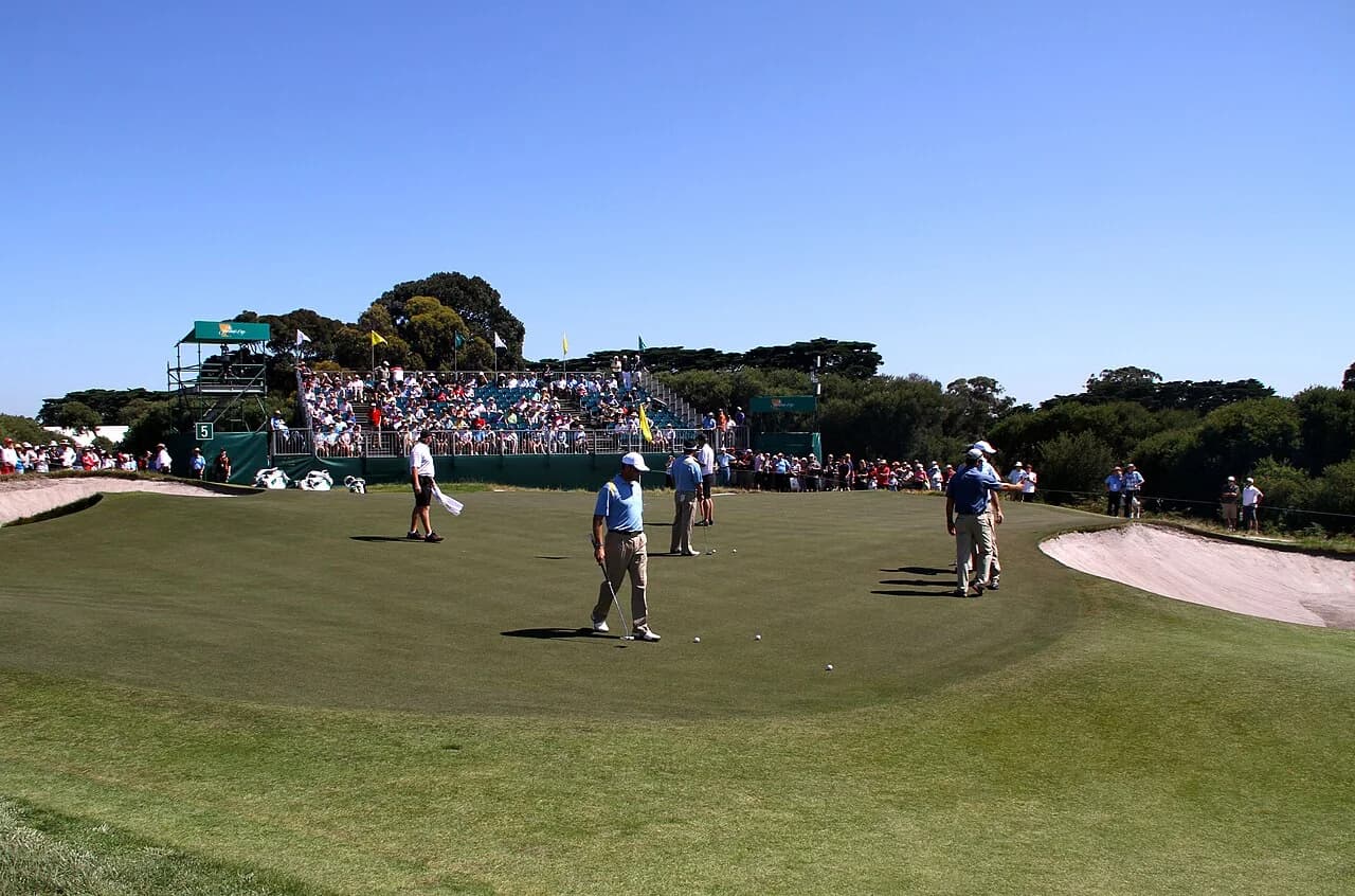 Royal Melbourne’s seventh West Course green during the 2011 Presidents Cup practice round